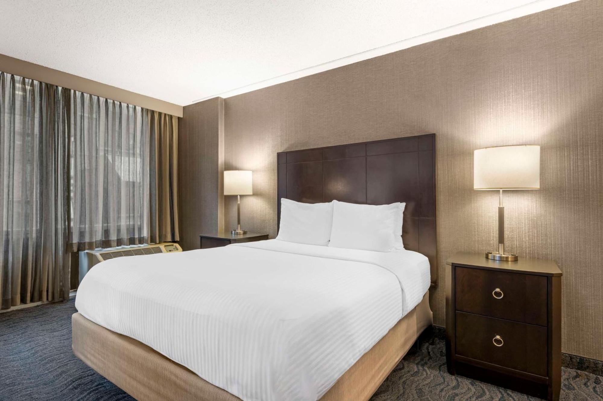 Best Western Grant Park Hotel Chicago Exterior photo